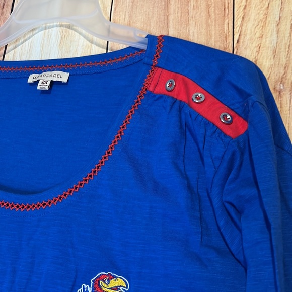 The University of Kansas Jayhawks Woman’s blouse NEW - Picture 6 of 8